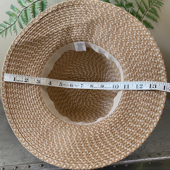 Gold & Tan Woven Flexible Straw Hat - Picture 8 of 8